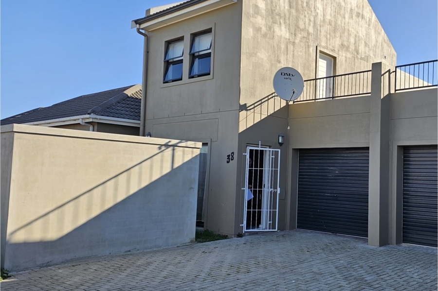 2 Bedroom Property for Sale in Zonnendal Western Cape